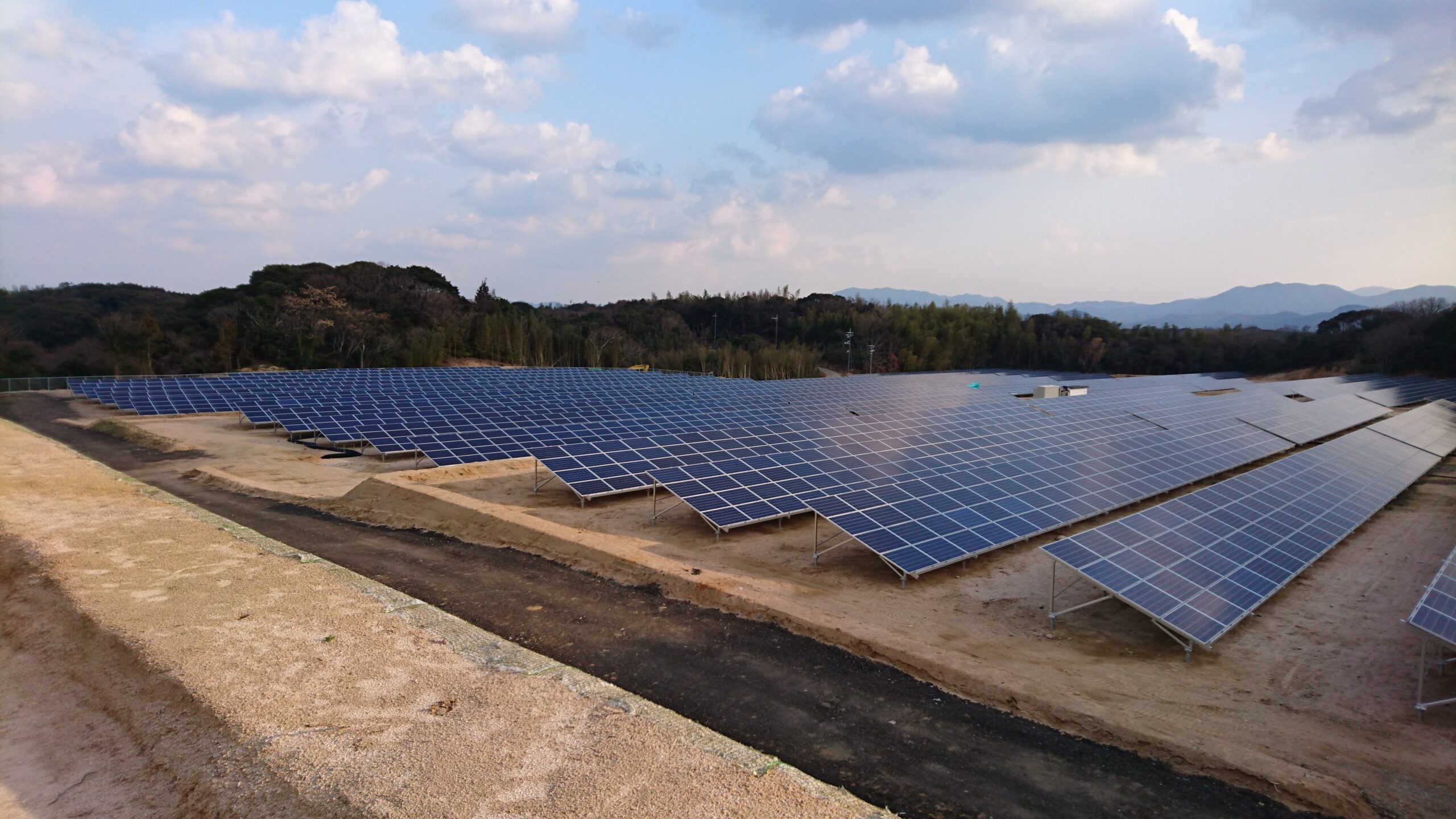 太陽光事業施工イメージ